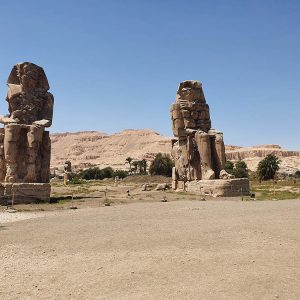 Luxor. Colosses de Memno