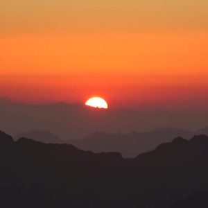 lever de soleil sur le mont Moïse