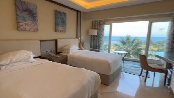 Hilton plaza Hurghada room - lepremierguide