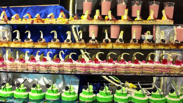 Jasmine palace cakes - lepremierguide